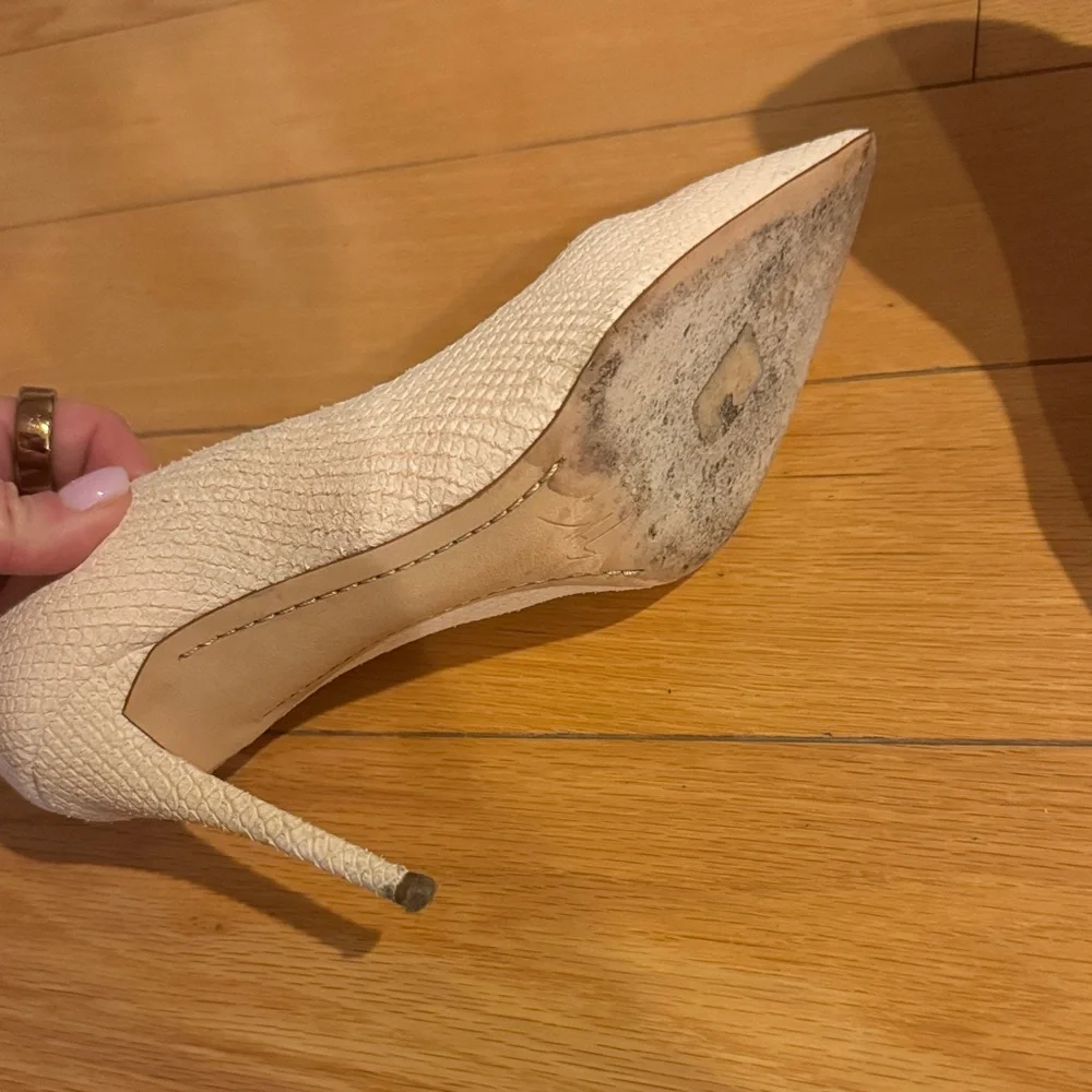 Giuseppe Zanotti Blush Pink Heels - Picture 2 of 8